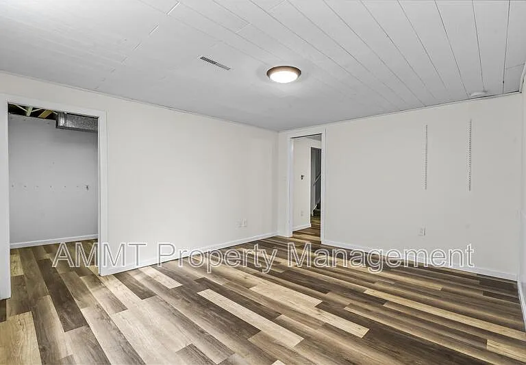 1330 Brockman Ave — Photo 13