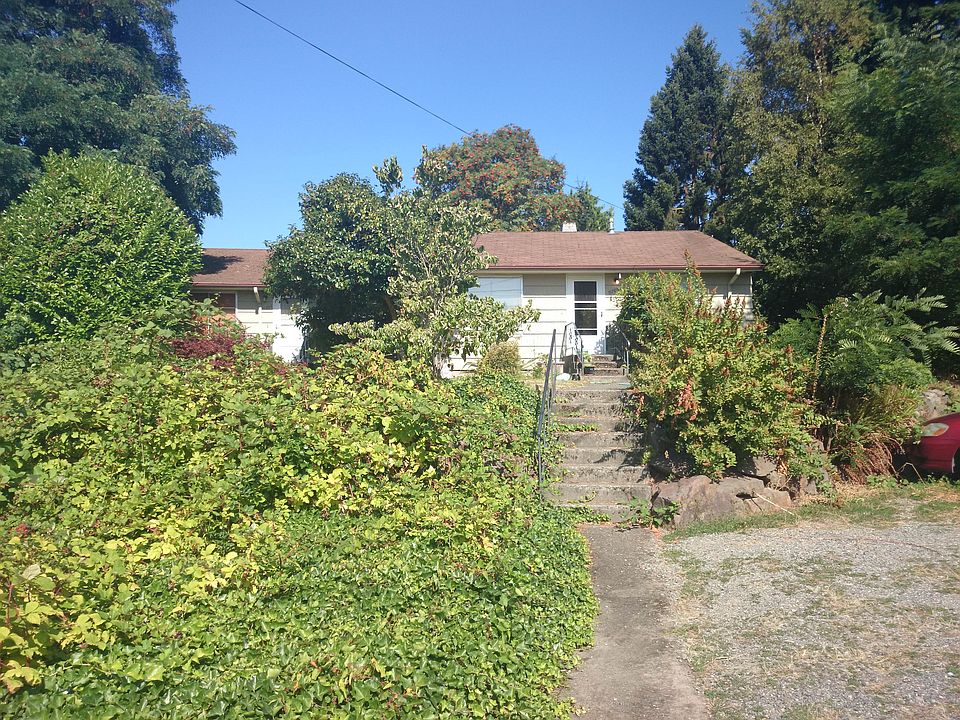 2nd image of 9703 Palatine Ave N