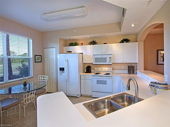 4th image of 20840 Hammock Greens Ln Unit 103