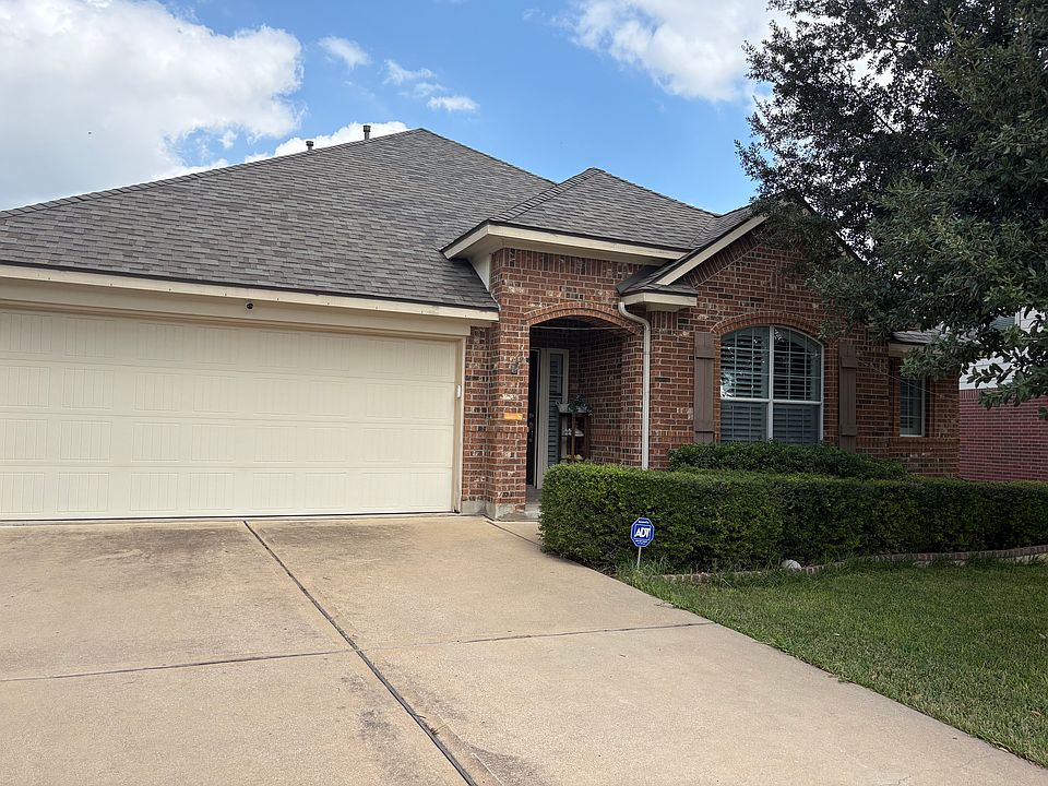 1st image of 505 Rolling Brook Ln