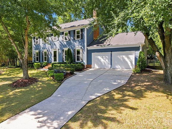 2nd image of 9209 Deer Spring Ln
