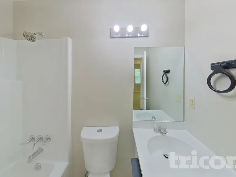 1763 Lamancha Dr — Photo 14