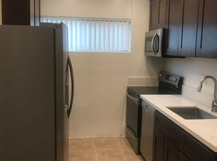 305 40th St APT C, Manhattan Beach, CA 90266