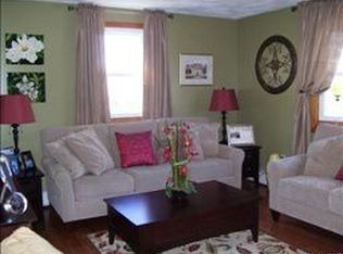 12 Franca Dr, Bristol, RI 02809