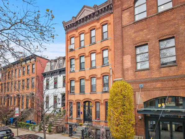 297 Pavonia Avenue image 1 of 30