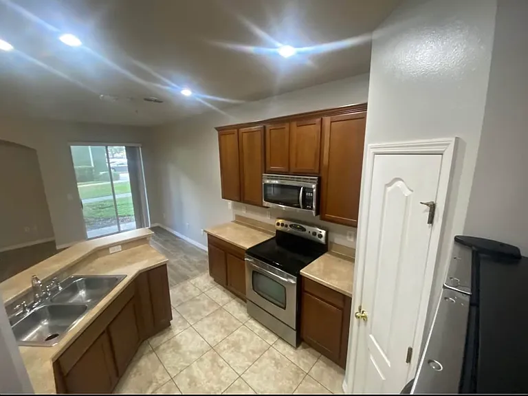 811 Ashworth Overlook Dr #811 — Photo 9