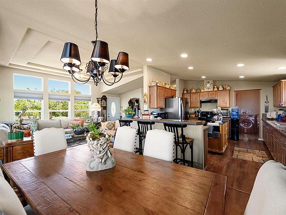 4th image of 6920 Pano Ln