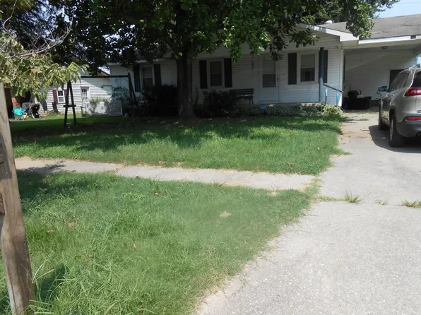 821 Saint Anne Ln, New Madrid, MO 63869