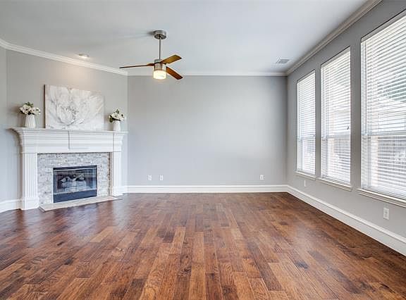5th image of 2049 Londonderry Dr