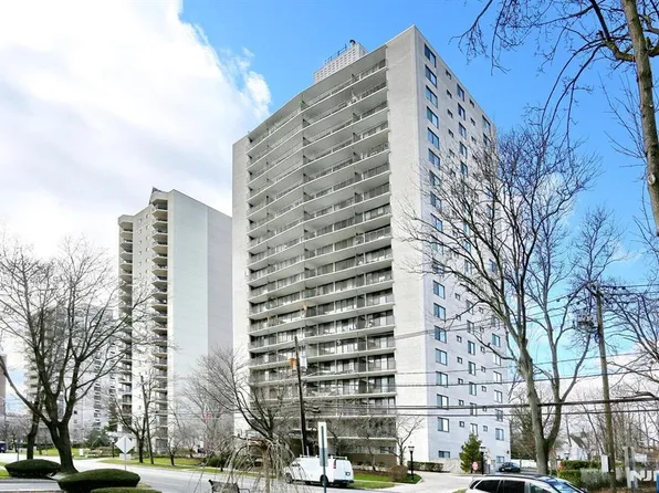 277 Prospect Avenue #18H, Hackensack, NJ 07601