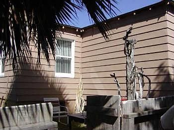 4th image of 4733 Bermuda Ave