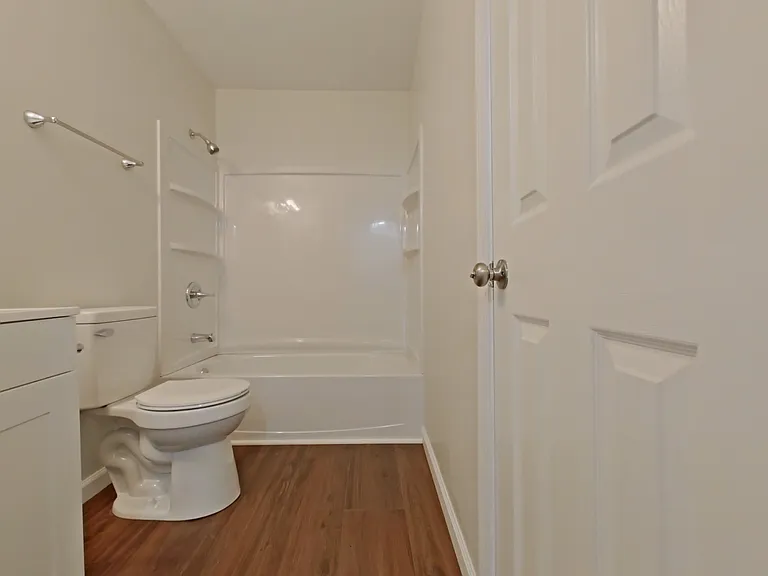 427 S Main St #4 — Photo 8