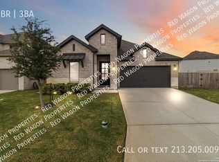 149 Red Oak Ln, Castroville, TX 78009