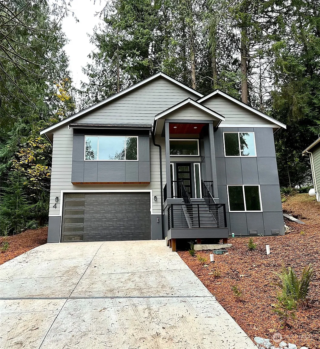 4 Kinglet Court photo 1