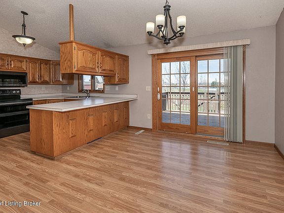 4th image of 449 13th St E
