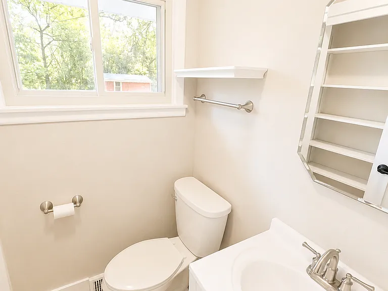 3600 Goetz Dr — Photo 20