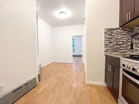 Rented by Bohemia Realty Group | media 14