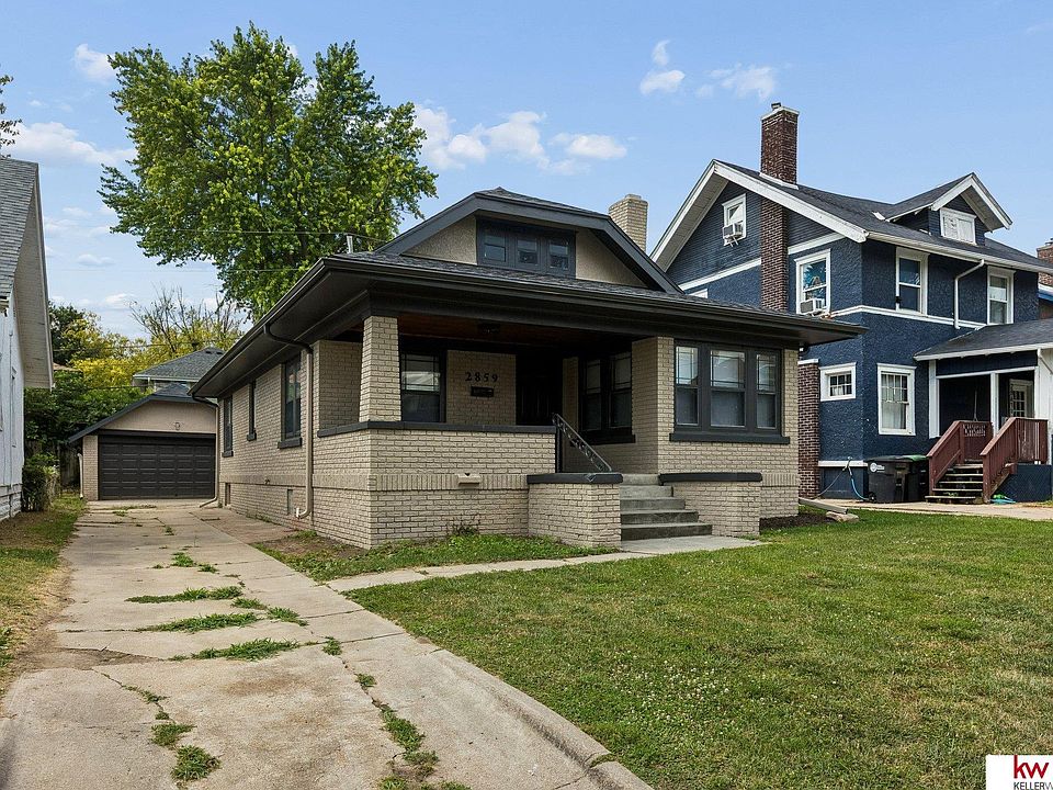 1st image of 2859 Newport Ave