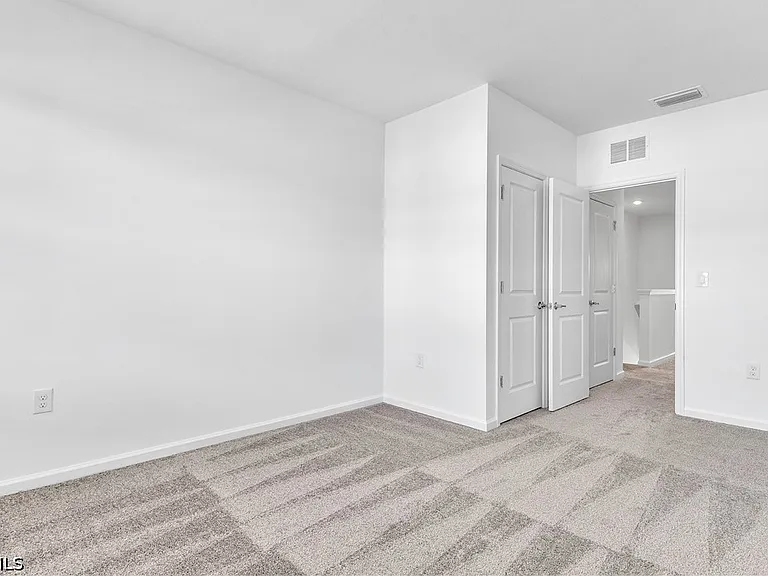 1424 Weeping Willow Ct — Photo 14