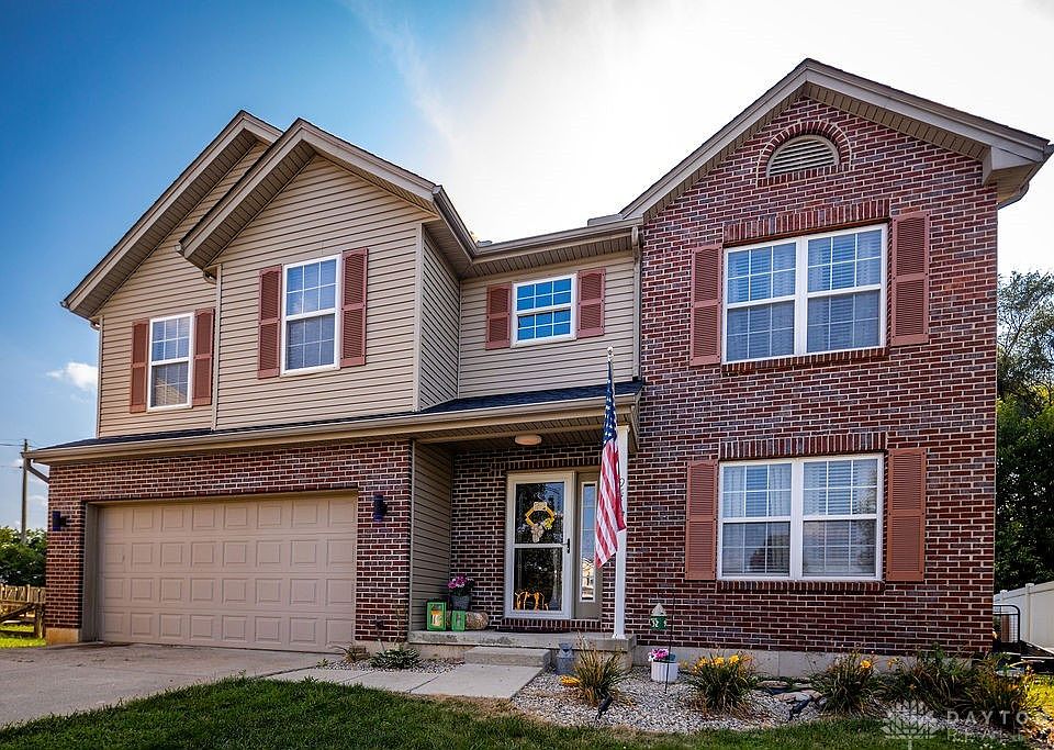 1st image of 941 Brookwood Dr