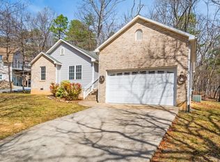 132 Page Ct, Mc Gaheysville, VA 22840