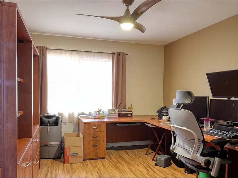 3704 N Campbell Rd — Photo 29