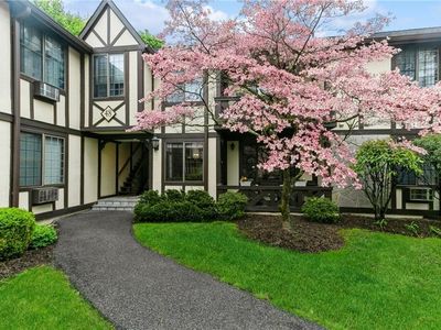 48 Foxwood Drive #4, Pleasantville, NY, 10570