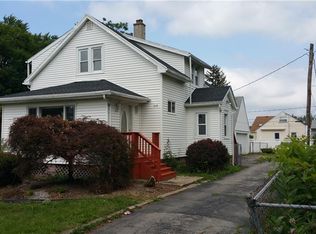 310 Bleacker Rd, Rochester, NY 14609