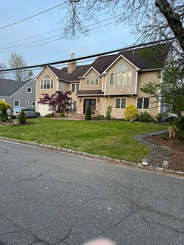 183 Lefferts Rd #2 Photo 1