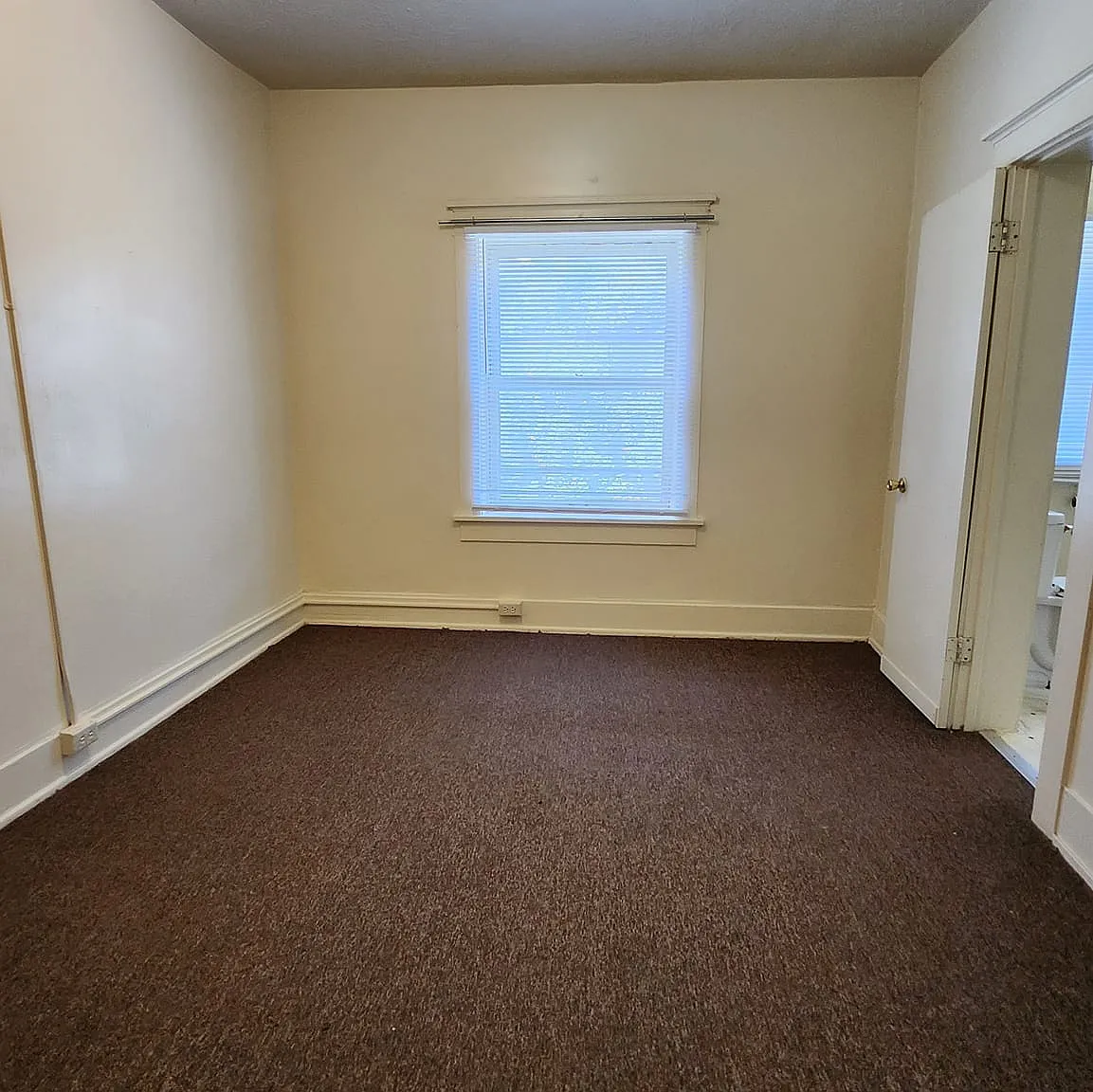 2 bed, $875 — Photo 4