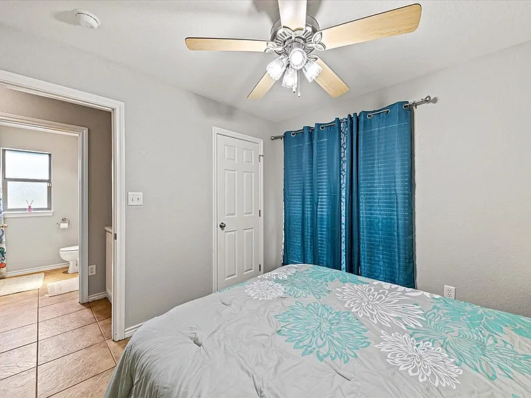 1609 Cheyenne Trl — Photo 22