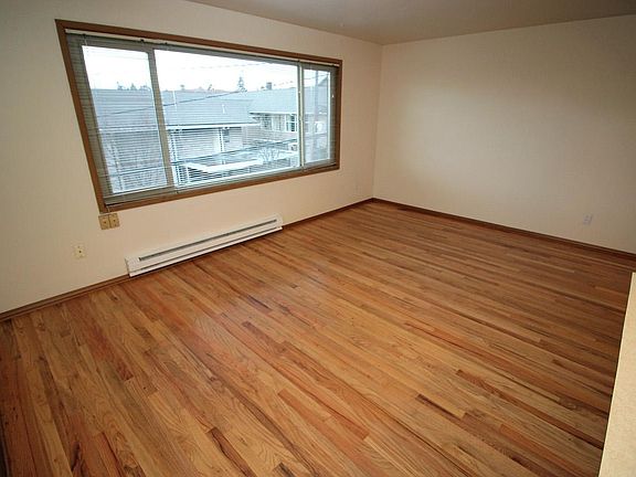 4th image of 3200 California Ave SW #34