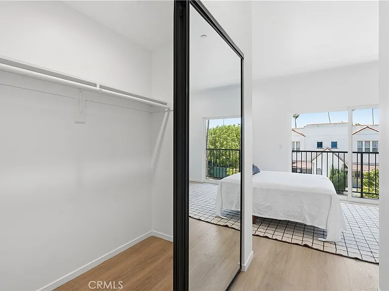 1428 S Cloverdale Ave — Photo 11