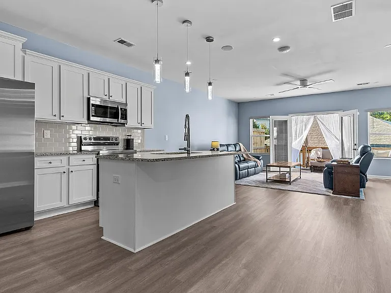 105 Crane Ln #1B — Photo 10