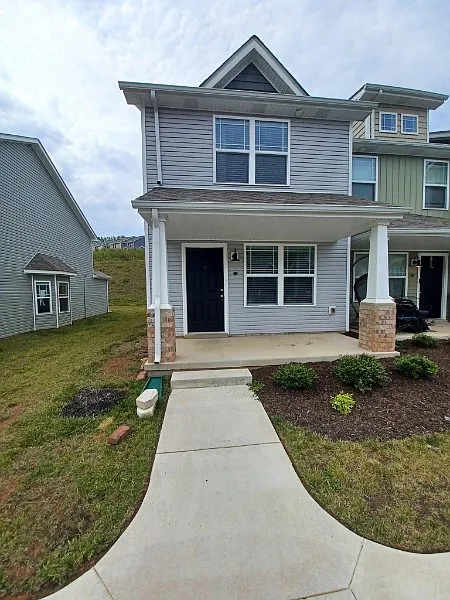 2 bed, 2.5 bath, 1228 sqft, $1,250 — Photo 2