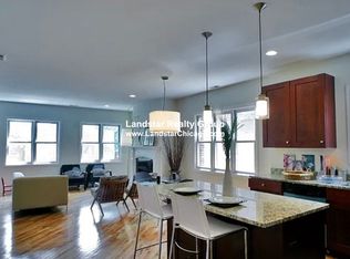 7228 N Bell Ave APT 3N, Chicago, IL 60645