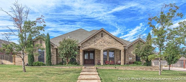 1st image of 1913 Jadewood Dr