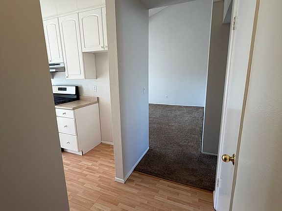 4th image of 700 W La Veta Ave Unit L2