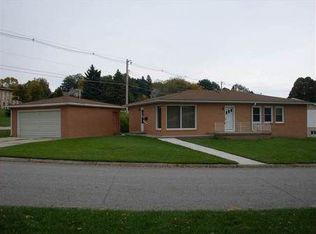 101 S 22nd Dr, Norfolk, NE 68701