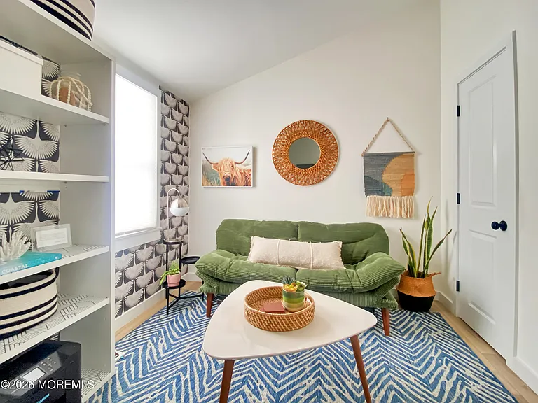 110 Curtis Pl — Photo 13