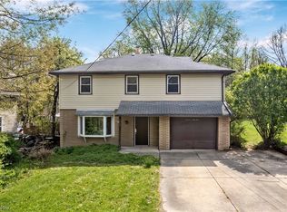 1365 Blackstone Ave, Akron, OH 44310