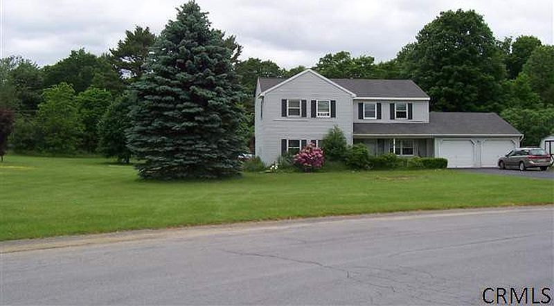 3rd image of 1008-1010 ST LAWRENCE Drive