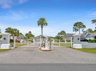 38 Wind Spray Ct, Pt Washington, FL 32459
