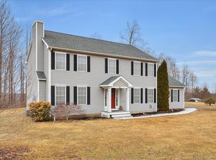 6 Oakwood Dr, Beacon Falls, CT 06403