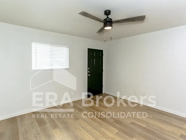 614 Adams Ave #1 — Photo 5