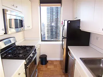 Rented by Luxury Habitat