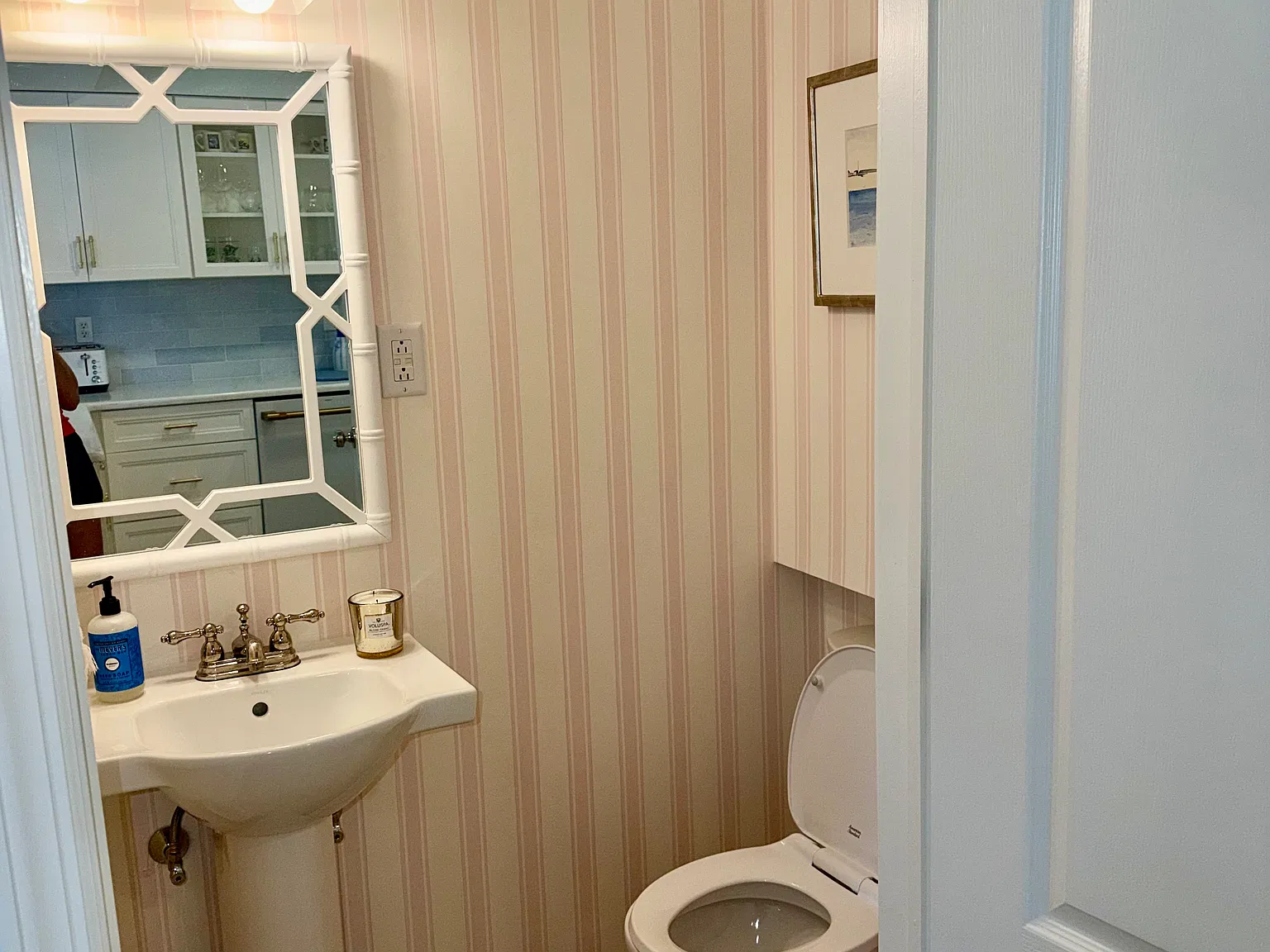 7212 Landis Ave — Photo 2