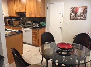 640 College Ave, Palo Alto, CA 94306