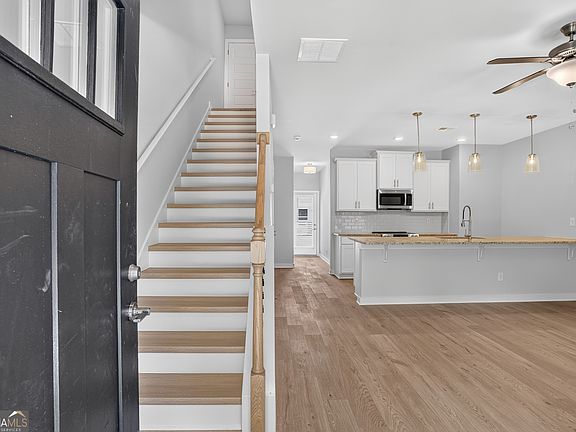 3rd image of 235 Maddux St Lot 20