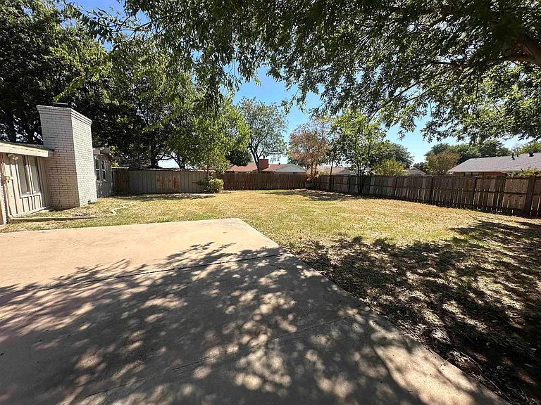 4103 Berwick Dr — Photo 23